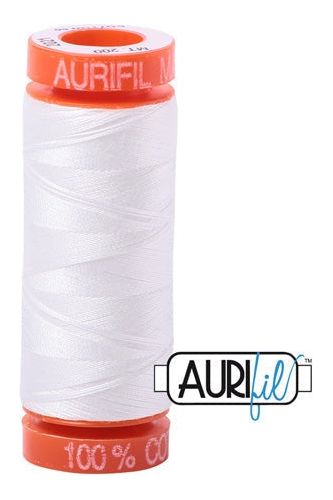 Aurifil Mako 50wt Cotton 200 m 220 yd. spool - 2021 Natural White Aurifil Mako 50wt Cotton 200 m 220 yd. spool - 2021 Natural White