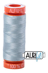 Aurifil Mako 50wt Cotton 200 m 220 yd. spool - 2847 Bright Grey Blue Aurifil Mako 50wt Cotton 200 m 220 yd. spool - 2847 Bright Grey Blue
