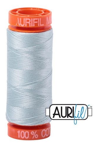Aurifil Mako 50wt Cotton 200 m 220 yd. spool - 5007 Light Grey Blue Aurifil Mako 50wt Cotton 200 m 220 yd. spool - 5007 Light Grey Blue