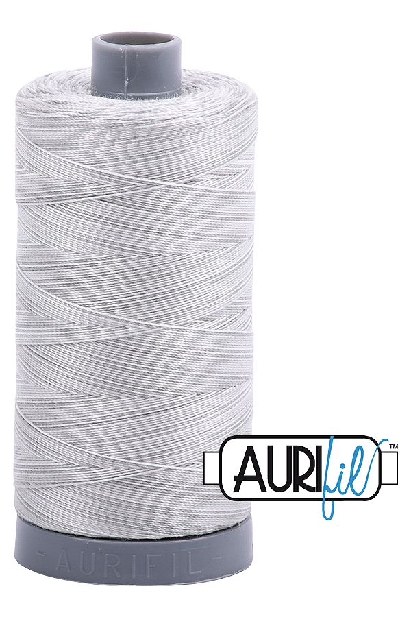 Aurifil Mako 28wt Cotton 750 m 820 yd. spool - 4060 Silver Moon Aurifil Mako 28wt Cotton 750 m 820 yd. spool - 4060 Silver Moon