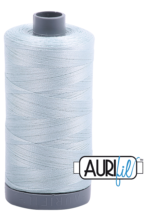 Aurifil Mako 28wt Cotton 750 m 820 yd. spool - 5007 Light Grey Blue Aurifil Mako 28wt Cotton 750 m 820 yd. spool - 5007 Light Grey Blue