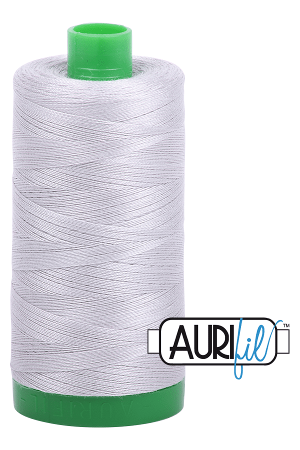 Aurifil Mako 40wt 2-ply Cotton 1000 m 1094 yd. spool - 2615 Aluminium Aurifil Mako 40wt 2-ply Cotton 1000 m 1094 yd. spool - 2615 Aluminium