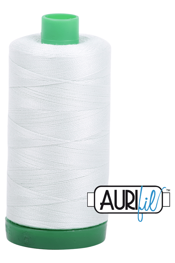Aurifil Mako 40wt 2-ply Cotton 1000 m 1094 yd. spool - 2800 Mint Ice Aurifil Mako 40wt 2-ply Cotton 1000 m 1094 yd. spool - 2800 Mint Ice