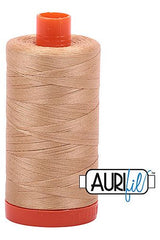 Aurifil Mako 50wt Cotton 1300 m 1422 yd. spool - 2318 Cachemire Aurifil Mako 50wt Cotton 1300 m 1422 yd. spool - 2318 Cachemire