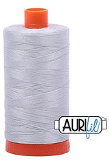 Aurifil Mako 50wt Cotton 1300 m 1422 yd. spool - 2600 Dove Aurifil Mako 50wt Cotton 1300 m 1422 yd. spool - 2600 Dove