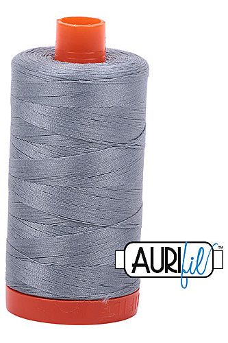 Aurifil Mako 50wt Cotton 1300 m 1422 yd. spool - 2610 Light Blue Grey Aurifil Mako 50wt Cotton 1300 m 1422 yd. spool - 2610 Light Blue Grey
