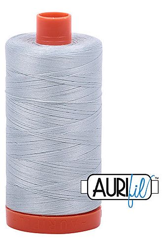 Aurifil Mako 50wt Cotton 1300 m 1422 yd. spool - 2846 Iceberg Aurifil Mako 50wt Cotton 1300 m 1422 yd. spool - 2846 Iceberg