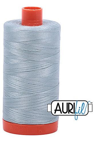 Aurifil Mako 50wt Cotton 1300 m 1422 yd. spool - 2847 Bright Grey Blue Aurifil Mako 50wt Cotton 1300 m 1422 yd. spool - 2847 Bright Grey Blue