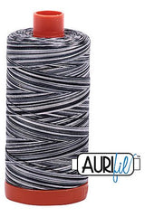 Aurifil Mako 50wt Cotton 1300 m 1422 yd. spool - 4665 Graphite Aurifil Mako 50wt Cotton 1300 m 1422 yd. spool - 4665 Graphite