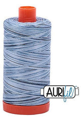Aurifil Mako 50wt Cotton 1300 m 1422 yd. spool - 4669 Stonewashed Blues Aurifil Mako 50wt Cotton 1300 m 1422 yd. spool - 4669 Stonewashed Blues