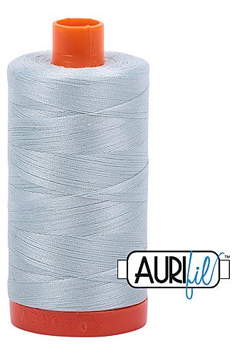 Aurifil Mako 50wt Cotton 1300 m 1422 yd. spool - 5007 Light Grey Blue Aurifil Mako 50wt Cotton 1300 m 1422 yd. spool - 5007 Light Grey Blue