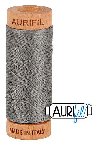 Aurifil Mako 80wt Cotton 274 m 300 yd. spool - 5004 Grey Smoke Aurifil Mako 80wt Cotton 274 m 300 yd. spool - 5004 Grey Smoke