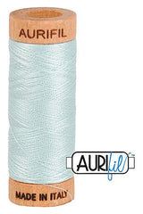 Aurifil Mako 80wt Cotton 274 m 300 yd. spool - 5007 Light Grey Blue Aurifil Mako 80wt Cotton 274 m 300 yd. spool - 5007 Light Grey Blue