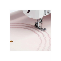 HUSQVARNA® VIKING® AMBER Air S | 600 Overlock Machine HUSQVARNA® VIKING® AMBER Air S | 600 Overlock Machine