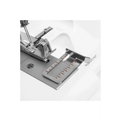 HUSQVARNA® VIKING® AMBER S | 100 Overlock Machine HUSQVARNA® VIKING® AMBER S | 100 Overlock Machine