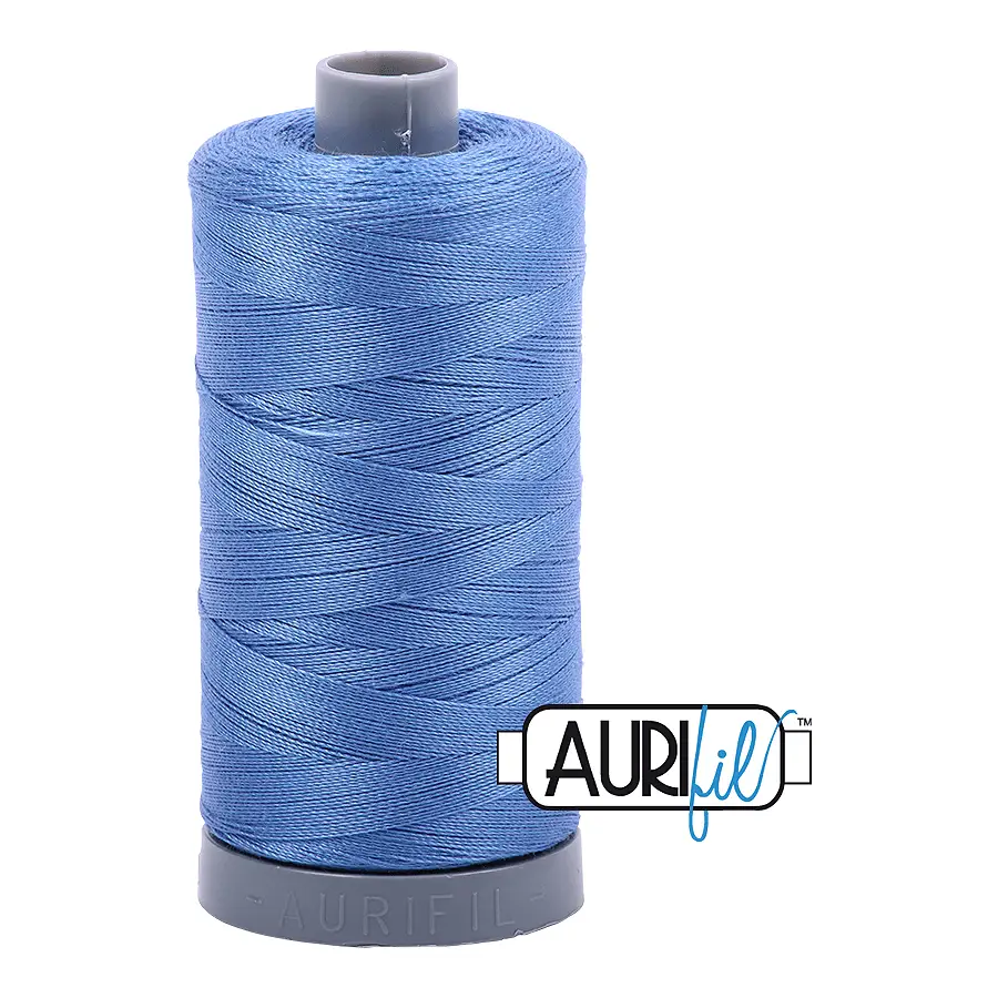 Aurifil Mako 28wt Cotton 750 m 820 yd. spool - 1128 Light Blue Violet Aurifil Mako 28wt Cotton 750 m 820 yd. spool - 1128 Light Blue Violet