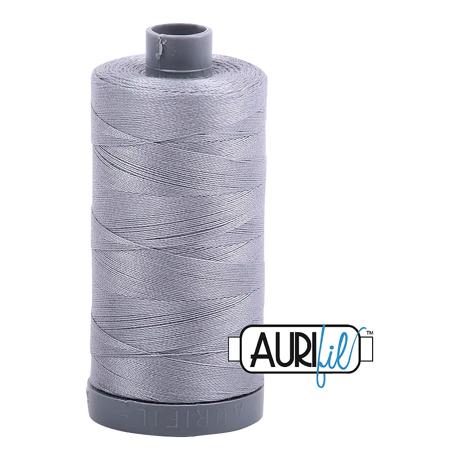 Aurifil Mako 28wt Cotton 750 m 820 yd. spool - 2606 Mist Aurifil Mako 28wt Cotton 750 m 820 yd. spool - 2606 Mist