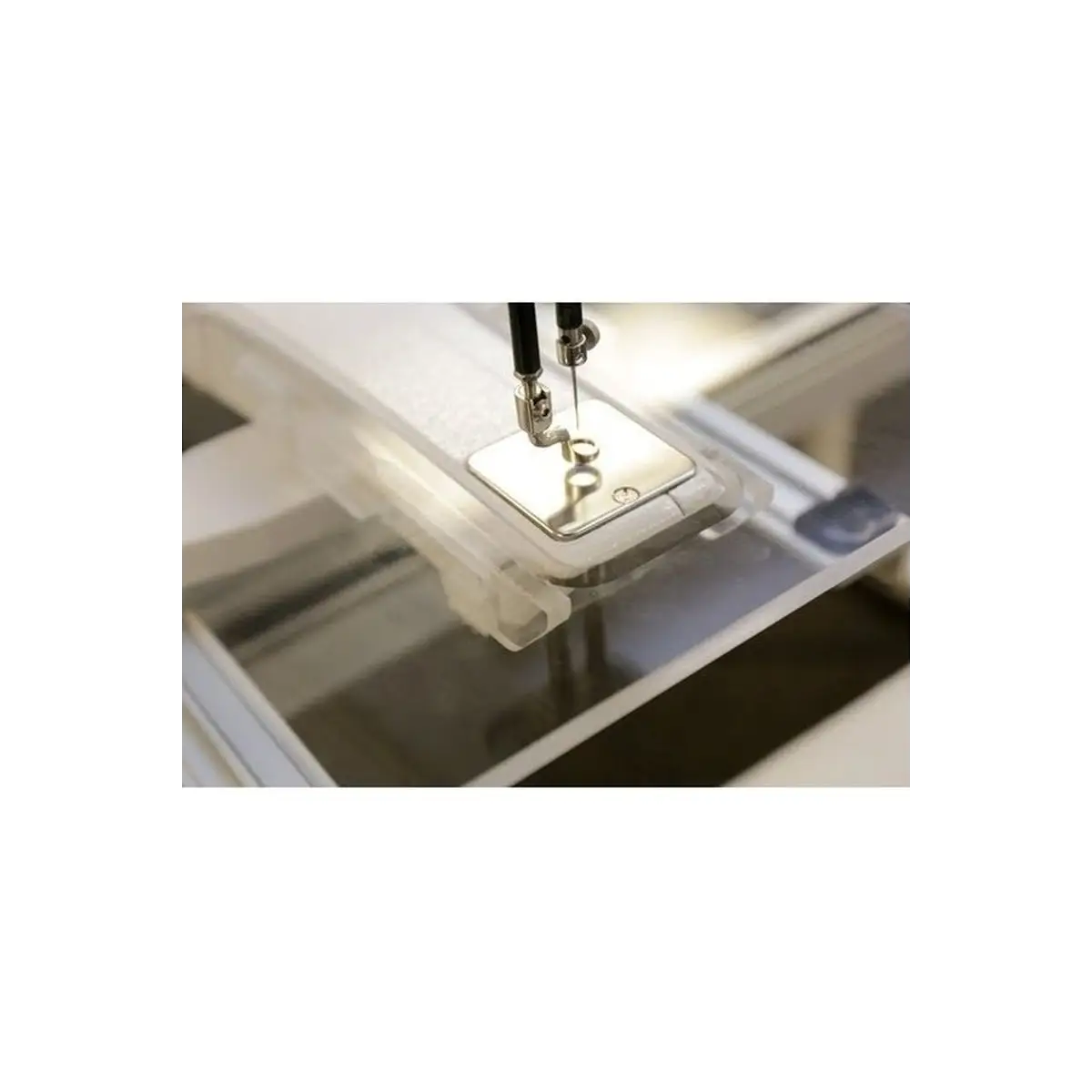Handi Quilter Easy-Fit Ruler Base Handi Quilter Easy-Fit Ruler Base