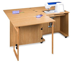 Armoire pour machine à coudre compacte Sylvia modèle 810Q Armoire pour machine à coudre compacte Sylvia modèle 810Q