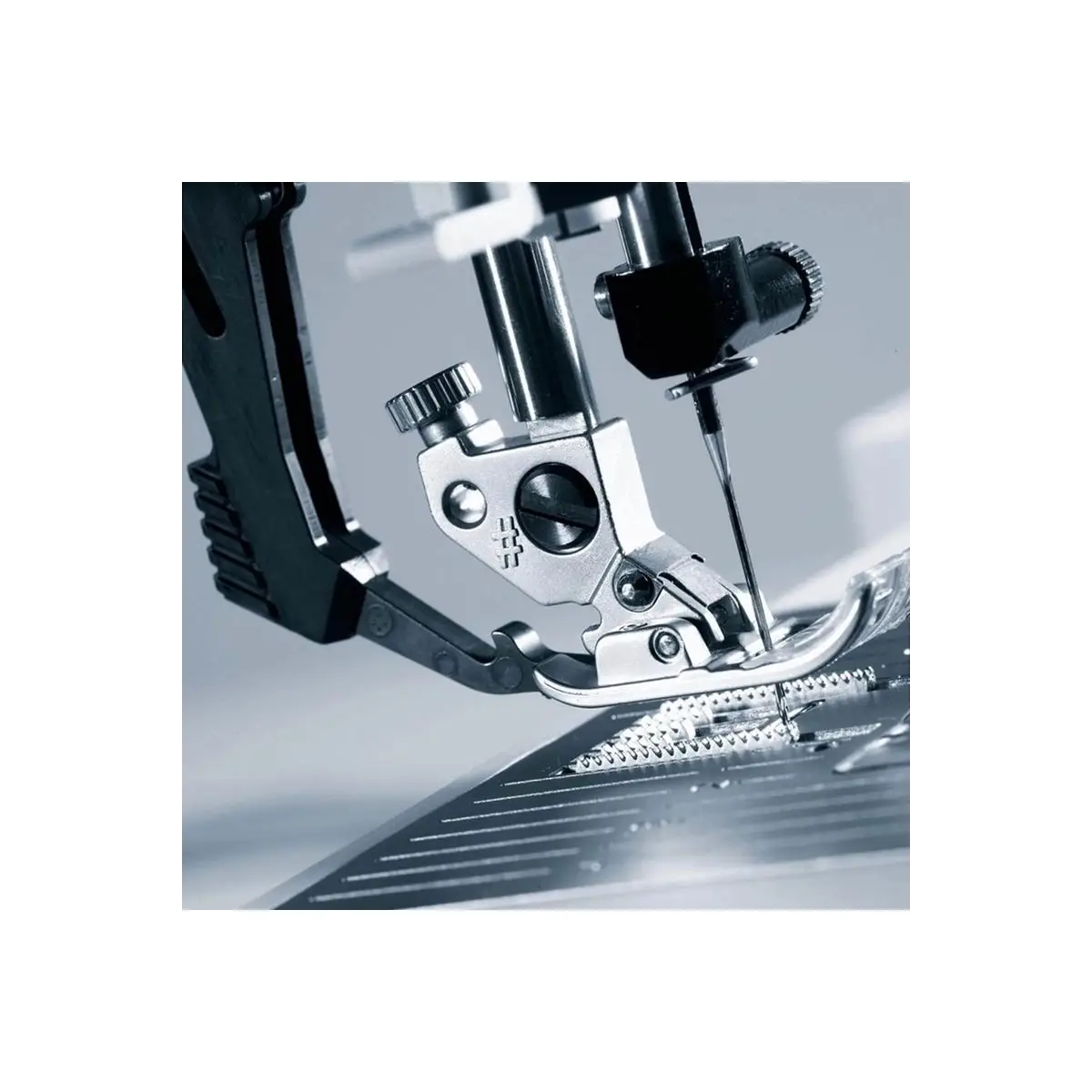 PFAFF® expression 710 Sewing Machine PFAFF® expression 710 Sewing Machine