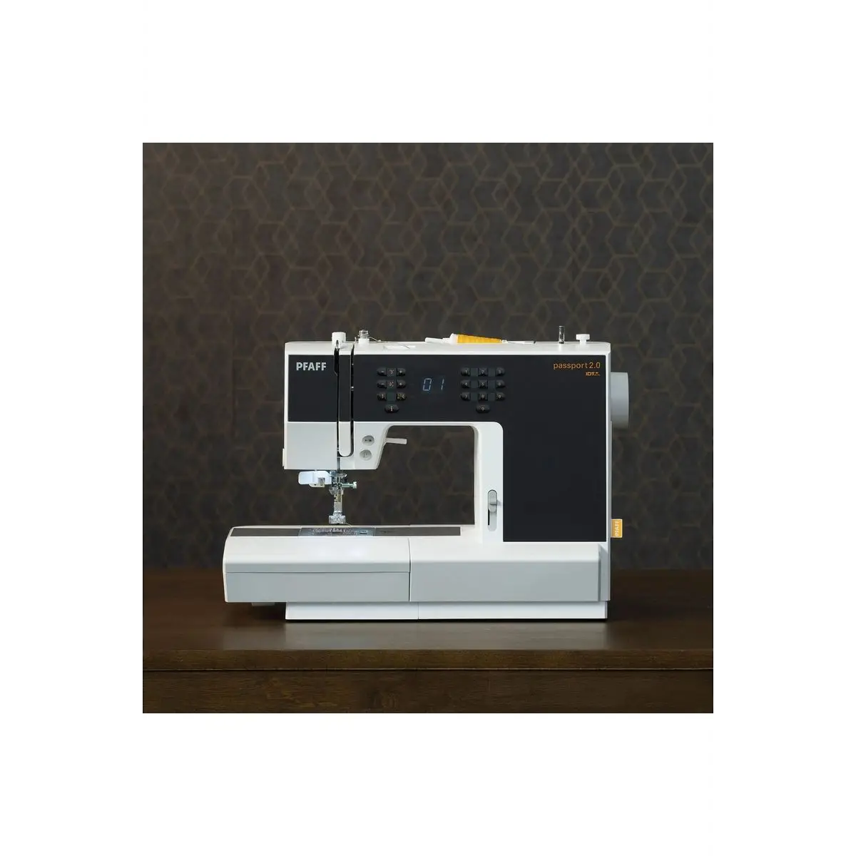 PFAFF® passport 2.0 Sewing Machine + GIFT w/ PURCHASE