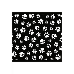 Black/White Paw Prints Black/White Paw Prints