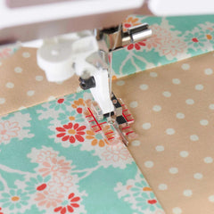 HUSQVARNA® VIKING® Clear Adjustable Stitch in Ditch Foot (5 - 9) HUSQVARNA® VIKING® Clear Adjustable Stitch in Ditch Foot (5 - 9)