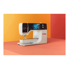 Bernina 790 E PRO ** FREE GIFT WITH PURCHASE **