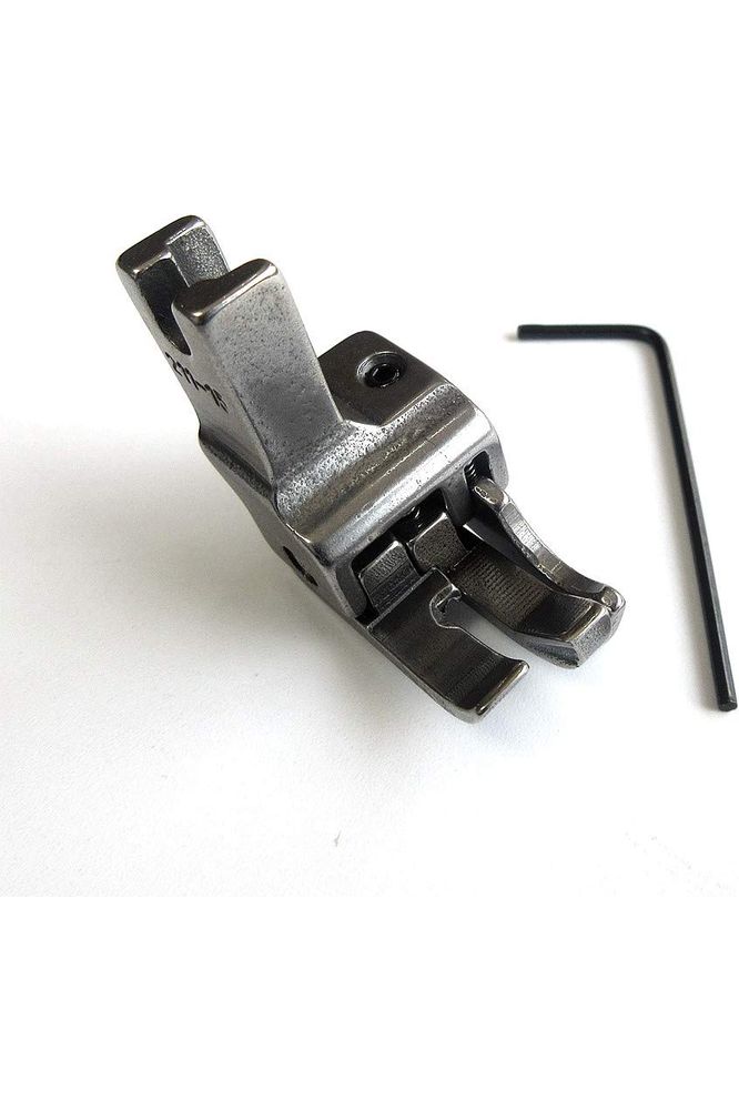 High Shank, Dual Compensating Raising Foot Sewing Machine 211-15 1/16" X 5/16"