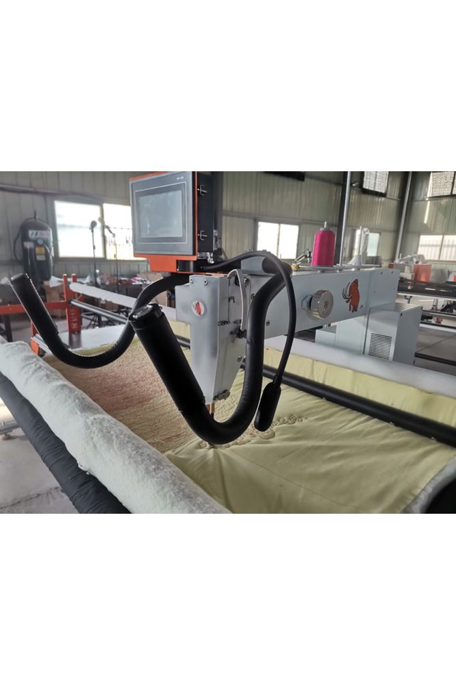 LONGARM QUILTING MACHINE - LM-24"