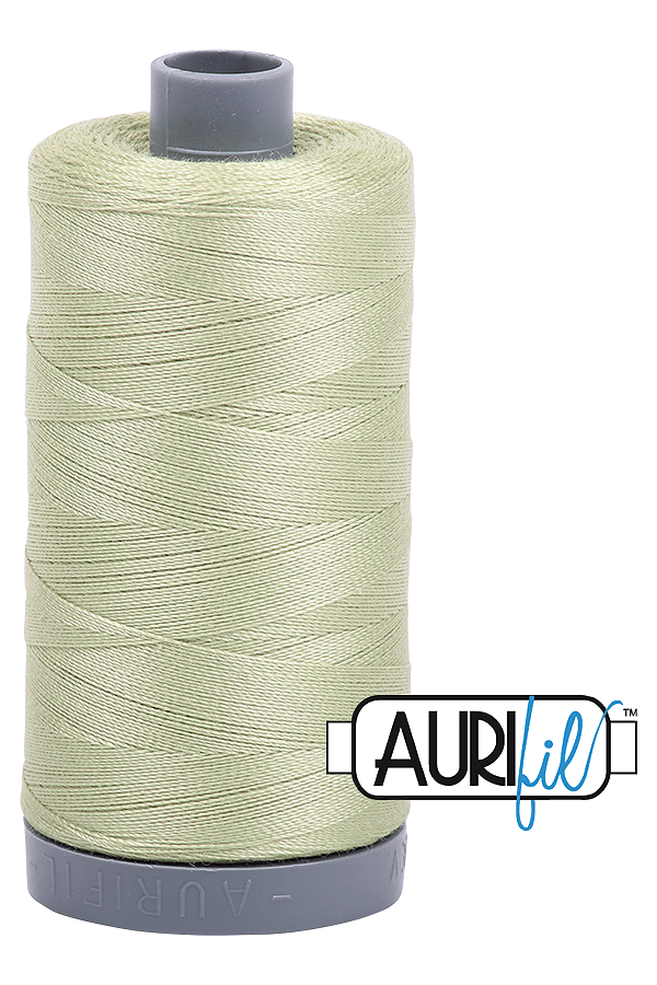 Aurifil Mako 28wt Cotton 750 m 820 yd. spool - 2886 Light Avocado