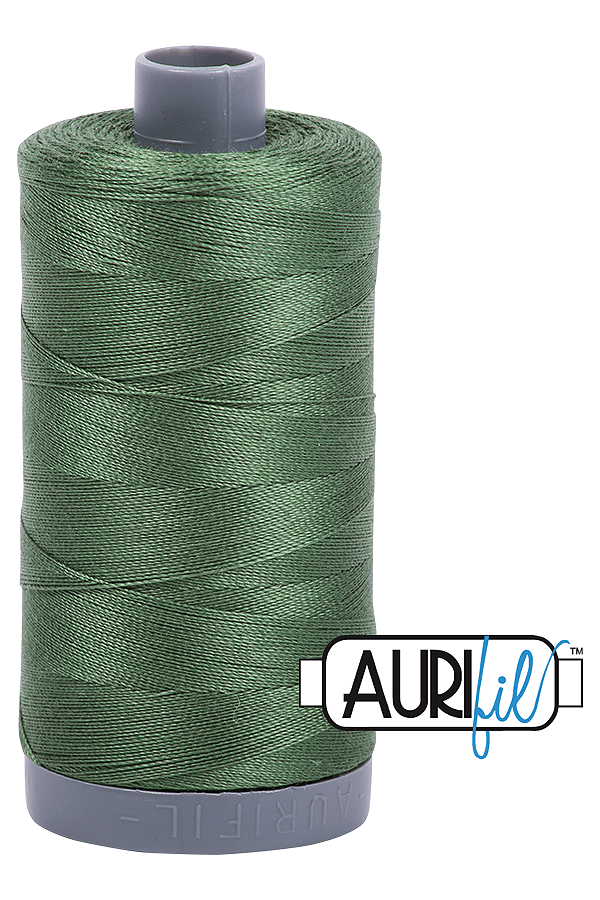 Aurifil Mako 28wt Cotton 750 m 820 yd. spool - 2890 Very Dark Grass Green