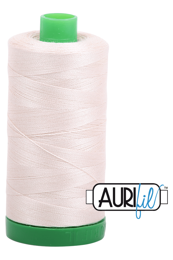 Aurifil Mako 40wt 2-ply Cotton 1000 m 1094 yd. spool - 2000 Light Sand