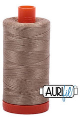 Aurifil Mako 50wt Cotton 1300 m 1422 yd. spool - 2325 Linen