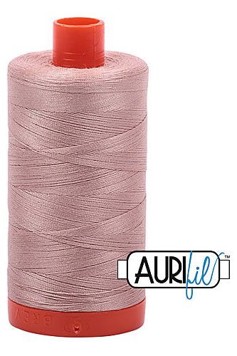 Aurifil Mako 50wt Cotton 1300 m 1422 yd. spool - 2375 Antique Blush