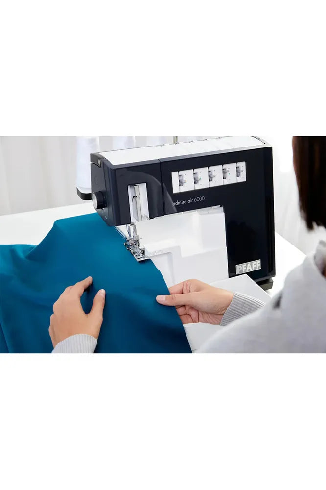 PFAFF® admire™ air 6000 Coverlock Machine