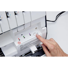 PFAFF® admire™ air 6000 Black Coverlock Machine