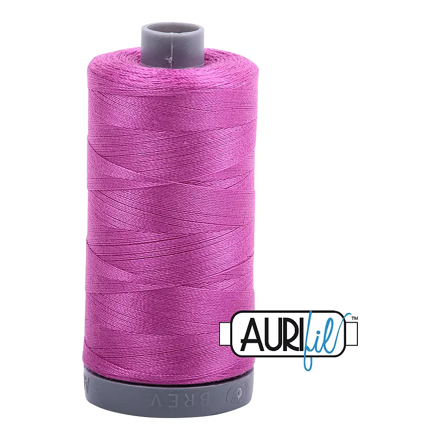 Aurifil Mako 28wt Cotton 750 m 820 yd. spool - 2535 Magenta