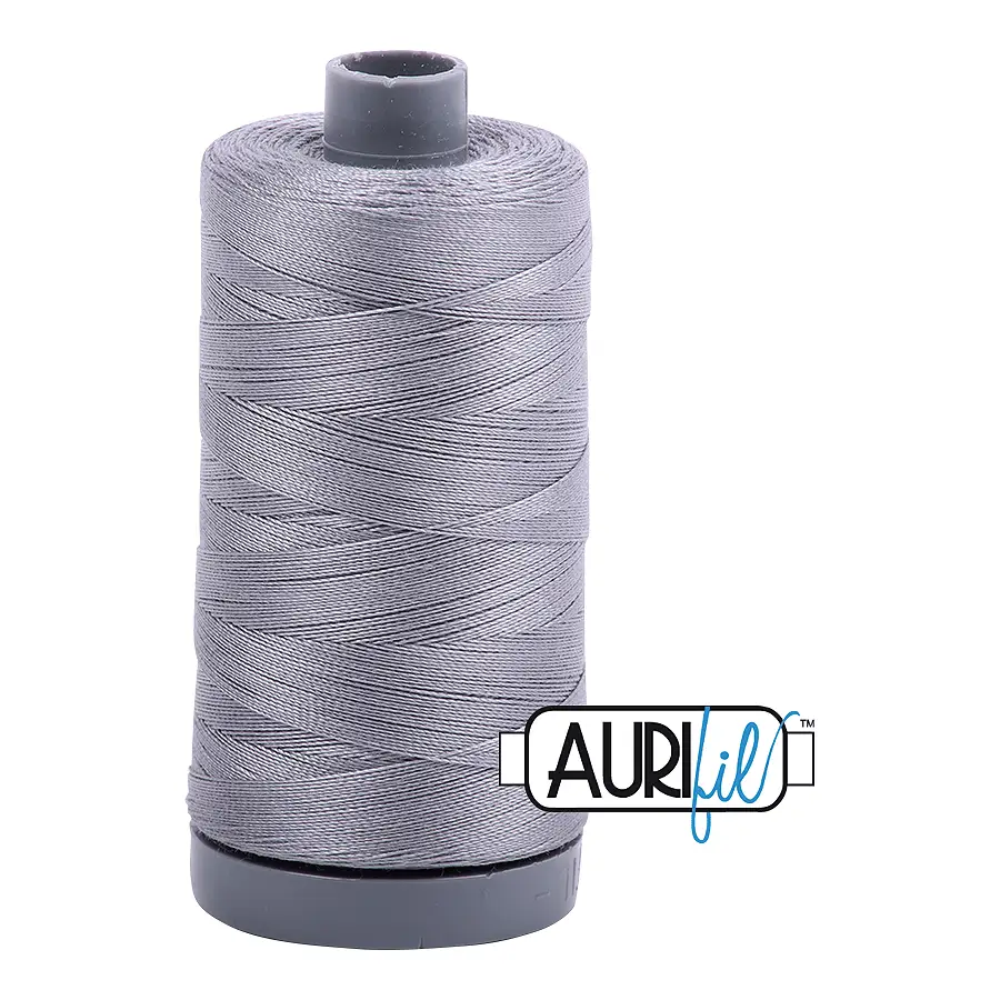 Aurifil Mako 28wt Cotton 750 m 820 yd. spool - 2605 Grey
