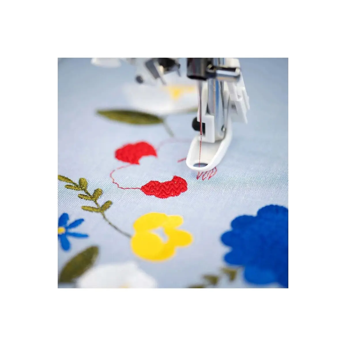 HUSQVARNA® VIKING® DESIGNER RUBY 90 Sewing & Embroidery Machine