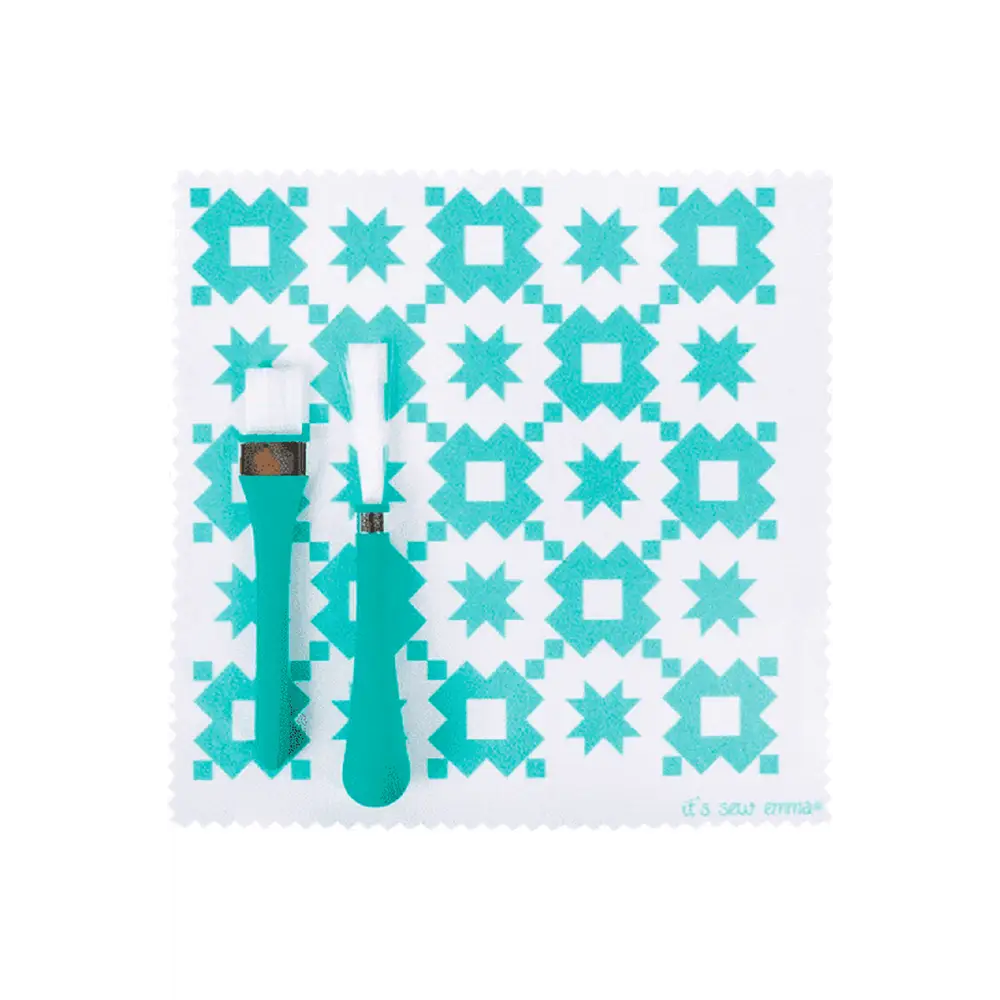Oh Sew Clean Brush and Cloth Set