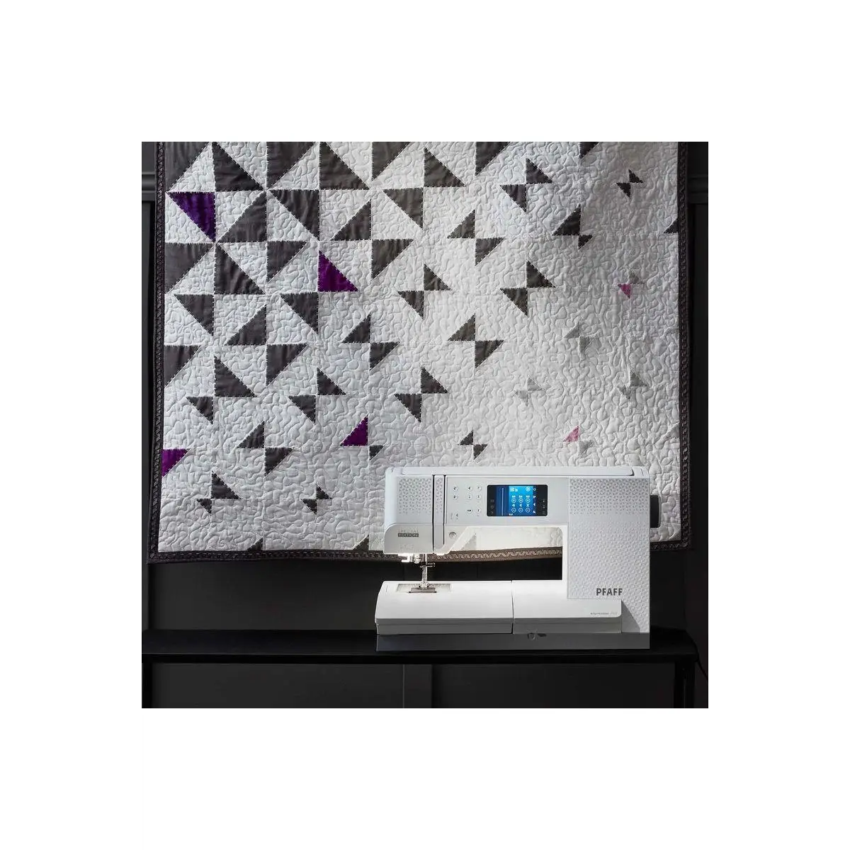 PFAFF® expression 710 Sewing Machine Special Edition
