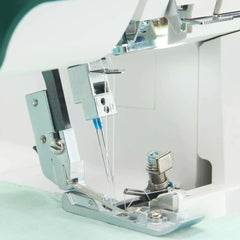 PFAFF® admire™ 3000 Overlock Machine